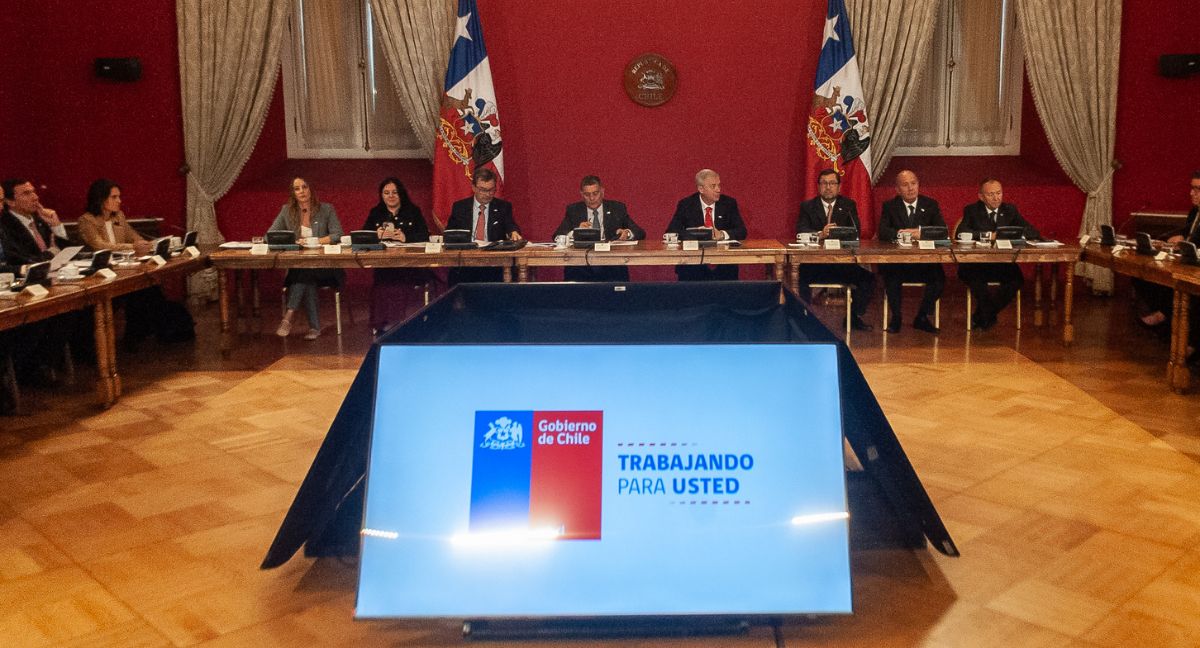 Trabajando para Usted. La Moneda