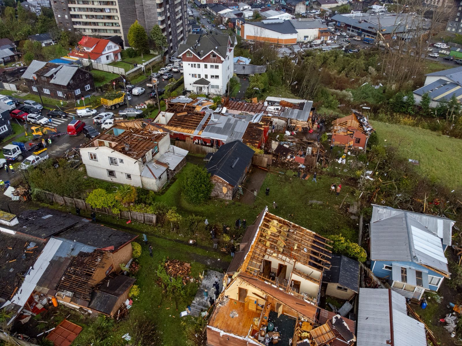A un año del tornado que azotó a Puerto Varas: el relato de los damnificados y el compromiso de Entel de apoyar a las comunidades ante futuras catástrofes