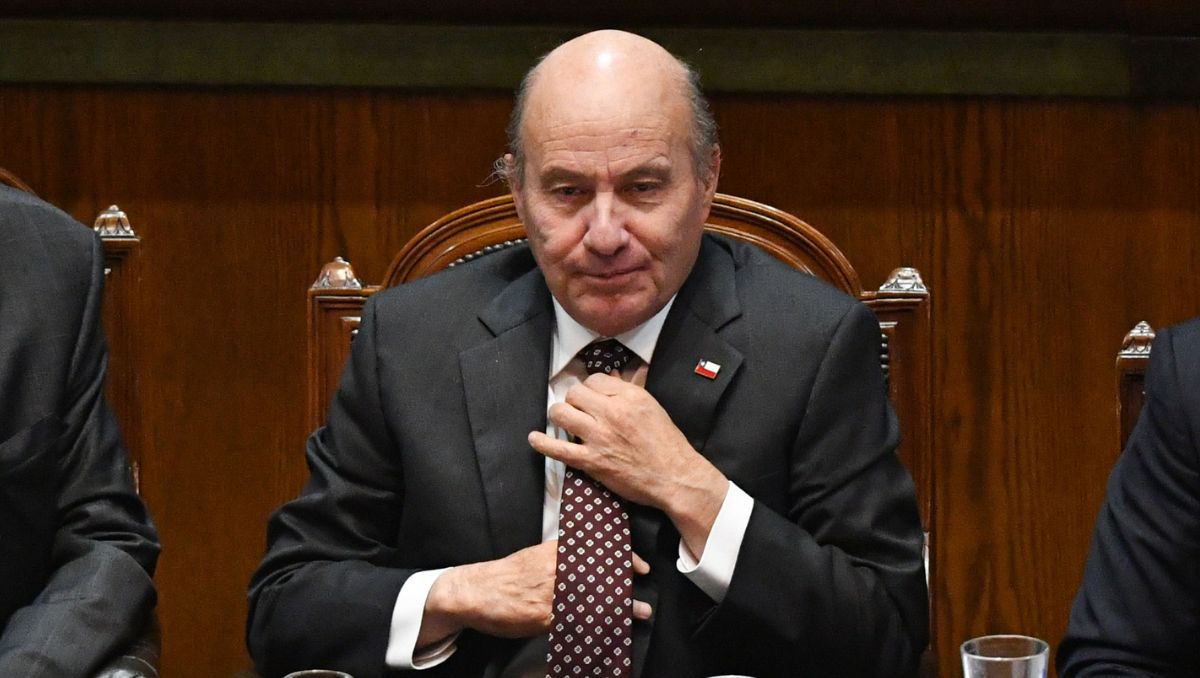 Megarreforma: Ministro Quiroz pone en duda polémico artículo de propiedad intelectual e IA  y asegura que se verá  “en otra ocasión”
