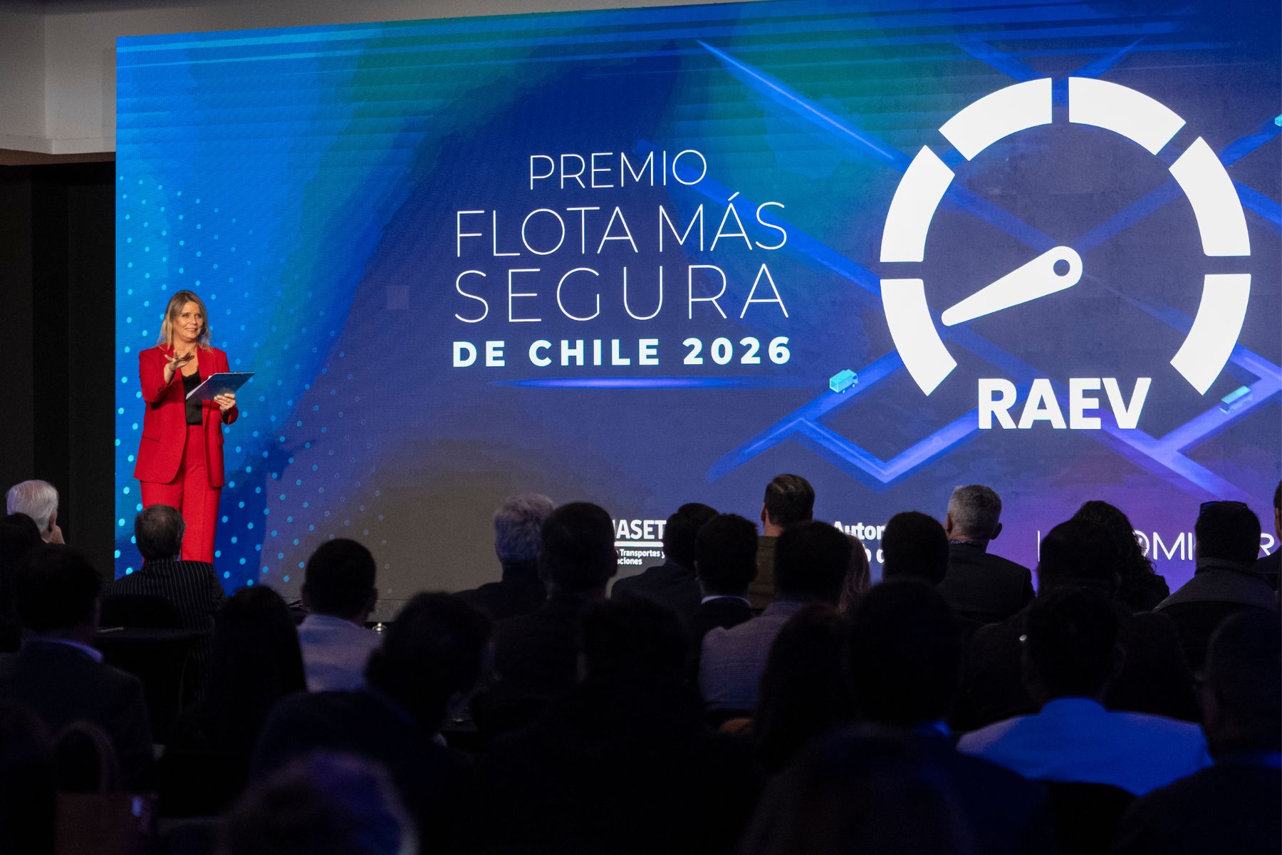 Premio RAEV 2026: las flotas chilenas redujeron un 21,7% su 
