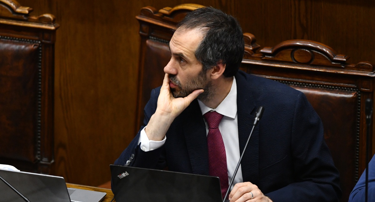 De vuelta al bajo perfil: Grau desiste de participar en semi