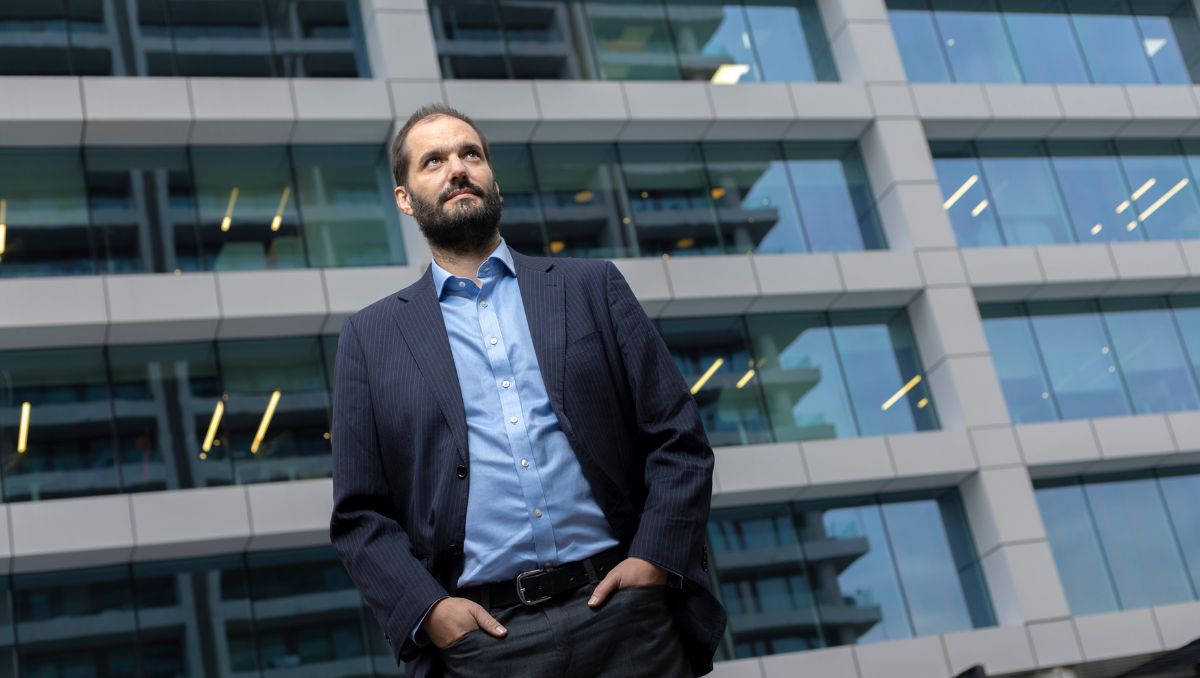 Industria advierte que los dos decretos en Contral