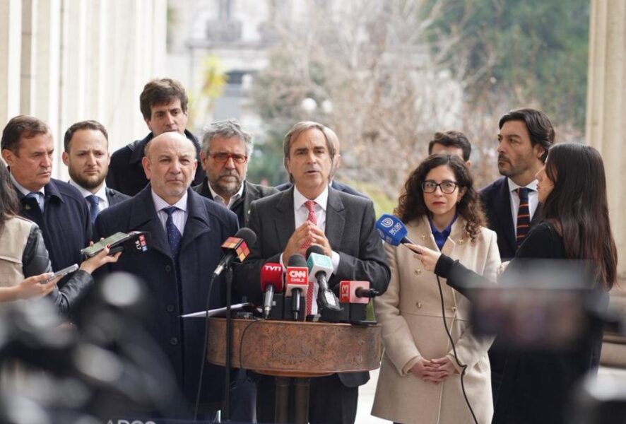 Senadores y diputados acusaación constitucional