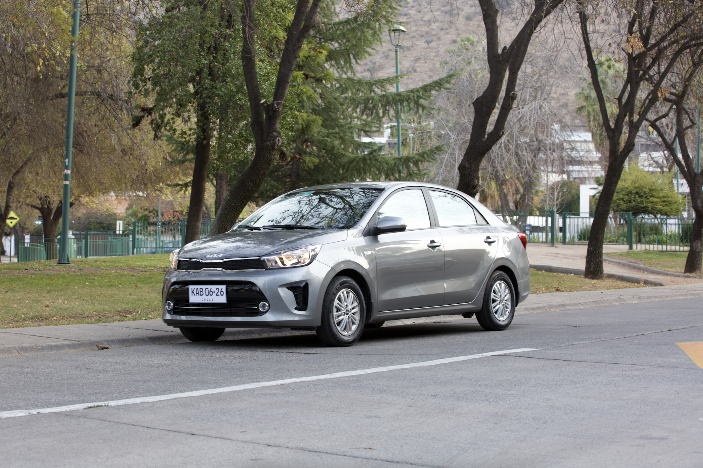 Kia Soluto automático