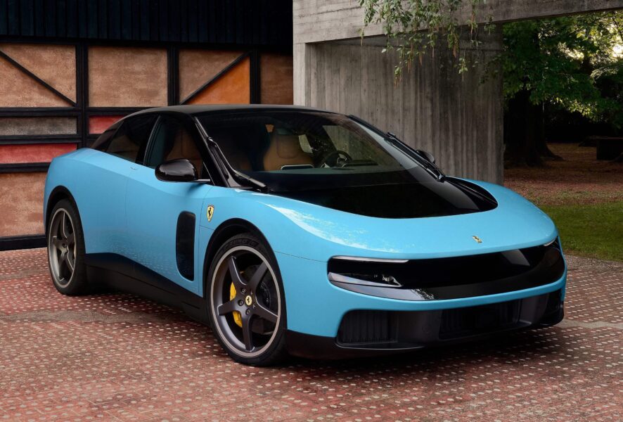 Ferrari Luce eléctrico
