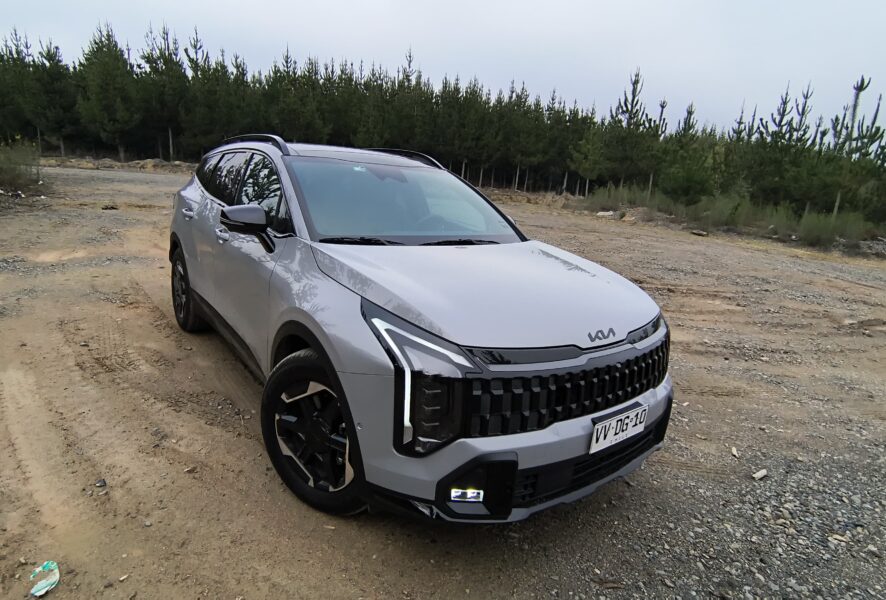 al volante del Sportage X-Line HEV