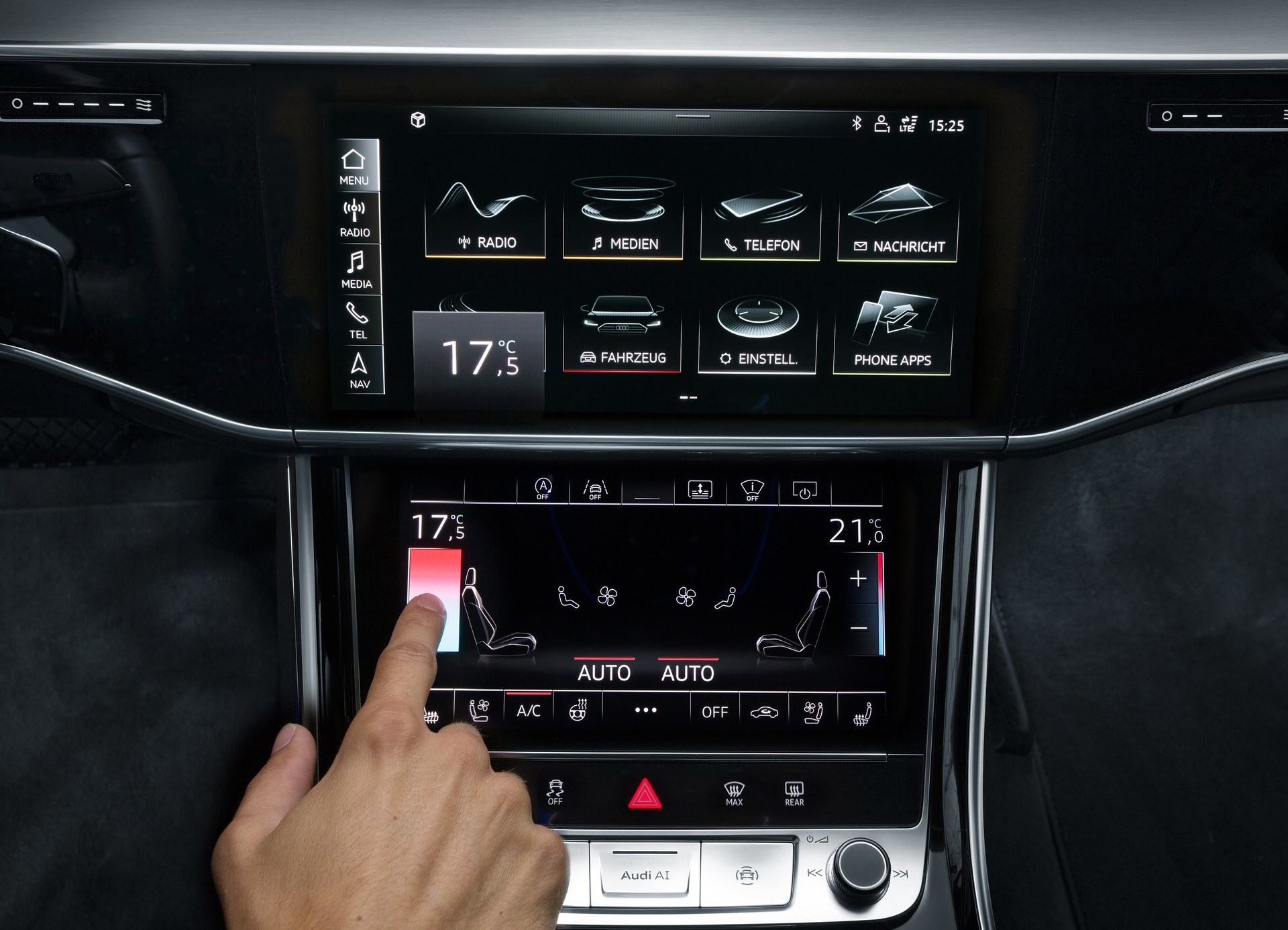 Audi vuelve a los controles físicos