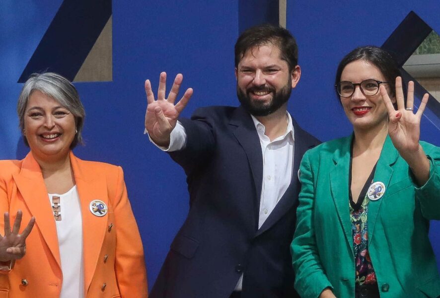 Jara, Boric y Vallejo