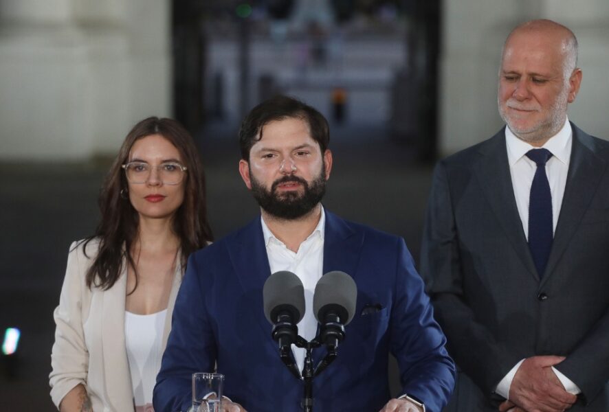 Gabriel Boric, Camila Vallejo y Álvaro Elizalde