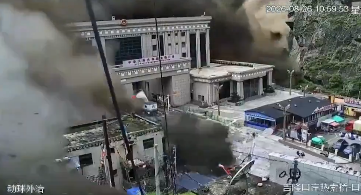 aluvión en Nepal