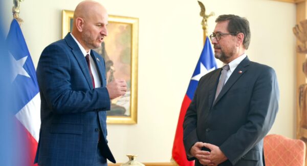 Judd y Pérez Mackenna