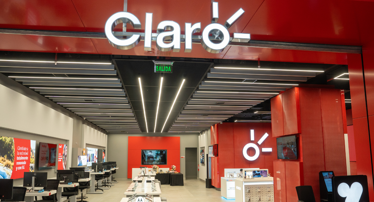 Nueva tienda de las remodelaciones de Claro