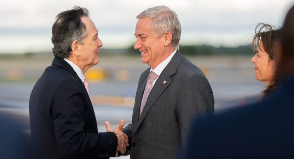Roberto Ampuero y José Antonio Kast