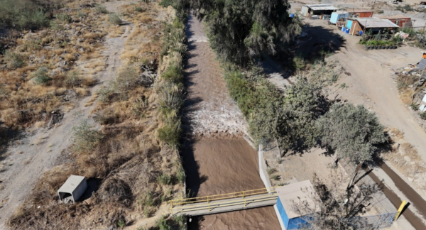 Canal Troncal que será revestido por Google, Aguas Andinas y Veolia.