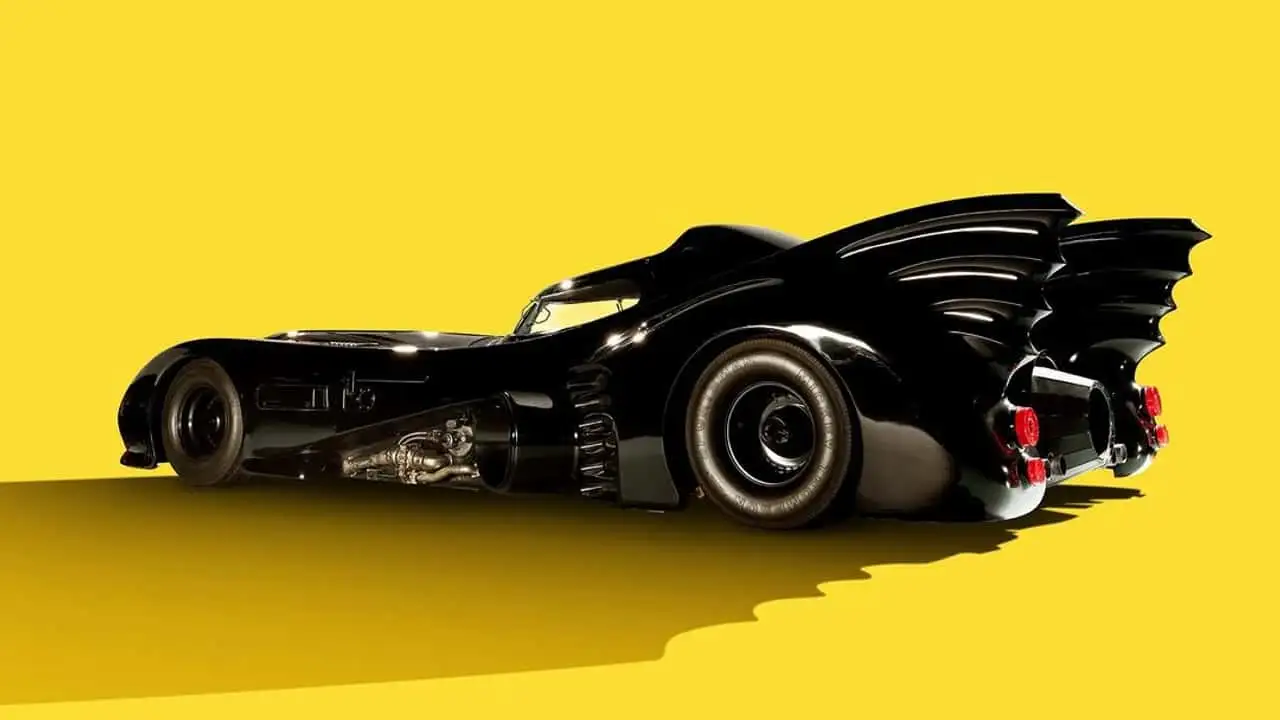 remate del Batimóvil de Batman Returns