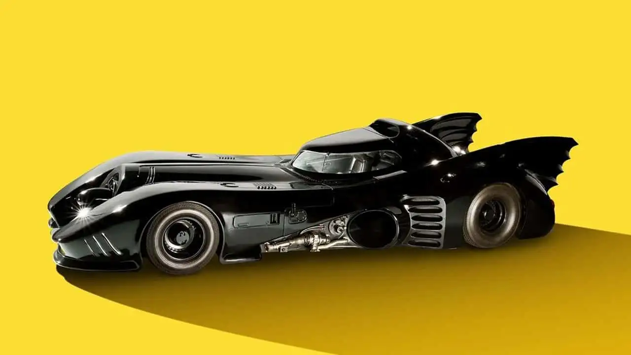 remate del Batimóvil de Batman Returns