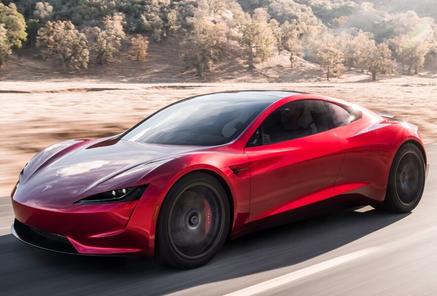 Tesla Roadster postergación