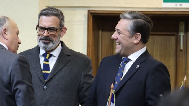 Karlezi y Marowski (2)