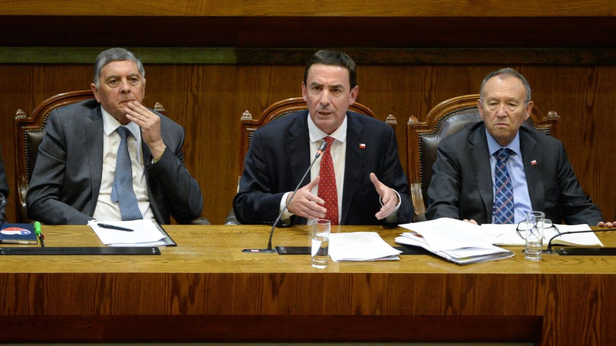 Fernando Rabat ante el Congreso