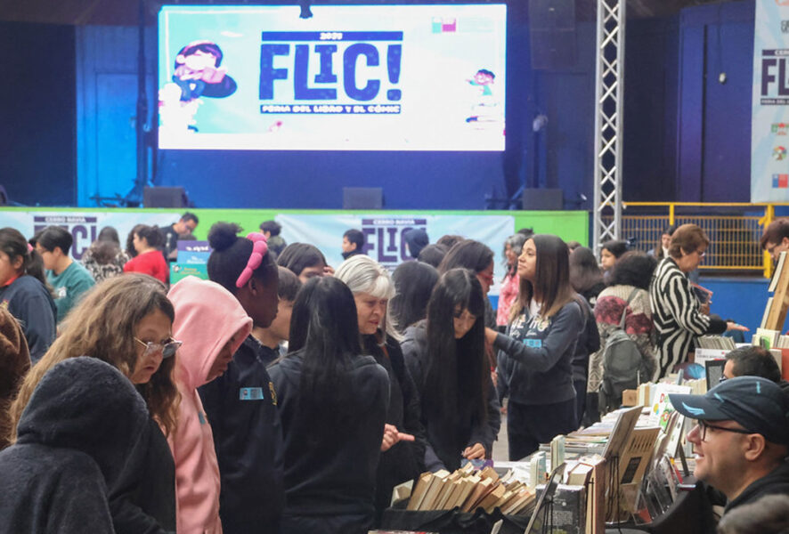 Feria del Libro y el Cómic en Cerro Navia